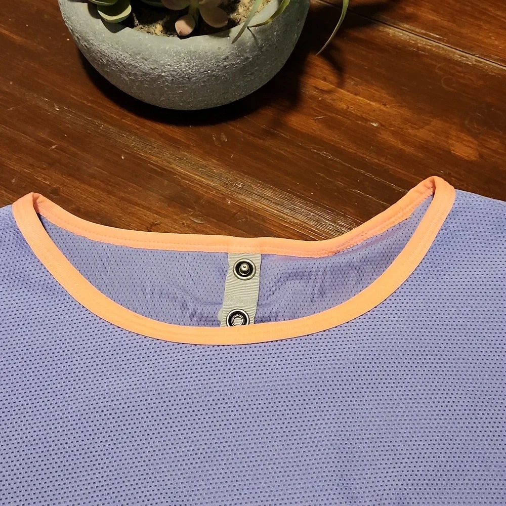 Nike Dri-Fit Running Gear with Tank and Shrug (0741) - Picture 8 of 11